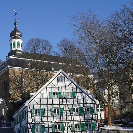 Messewohnung Graefrath Solingen Bagian luar foto