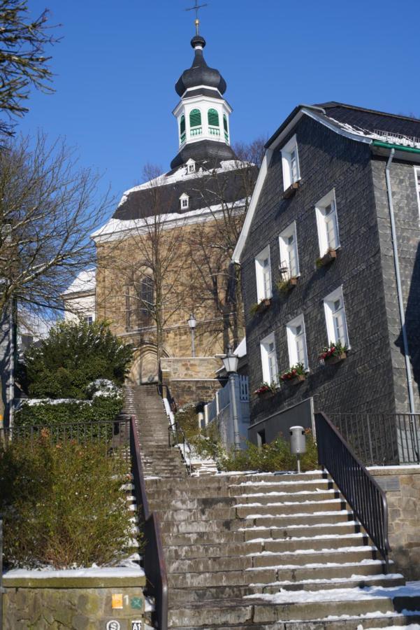 Messewohnung Graefrath Solingen Bagian luar foto