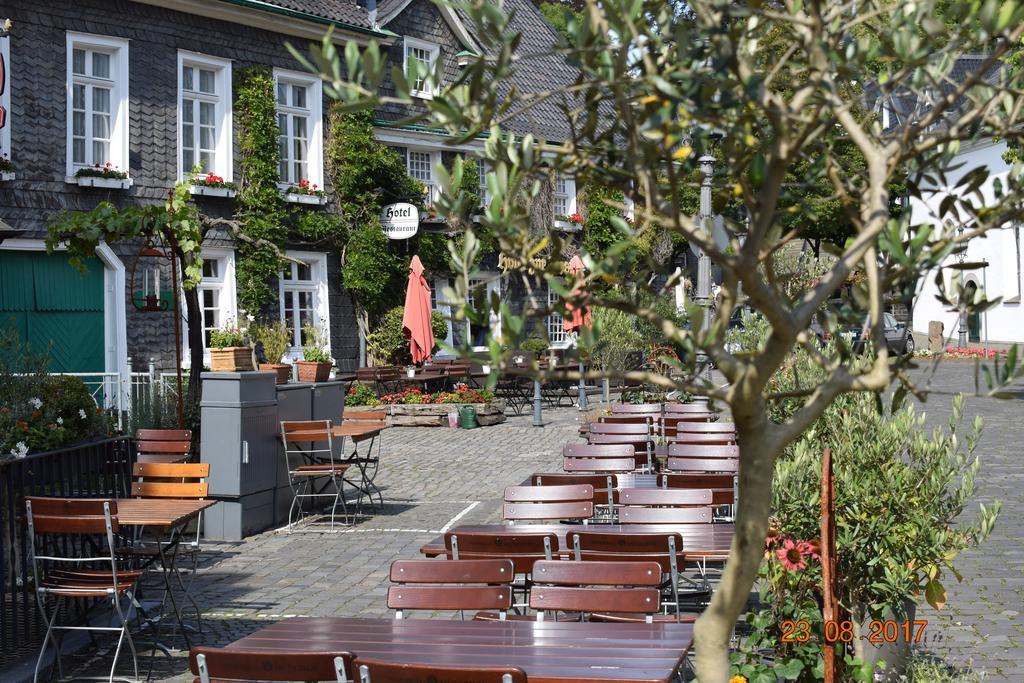 Messewohnung Graefrath Solingen Bagian luar foto